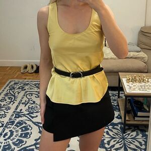 Abercrombie & Fitch Satin Scoopneck Cami in Yellow